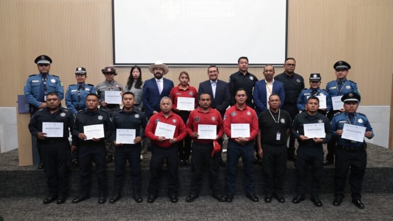 Expresa Pavel Gaspar su gratitud y reconocimiento a la labor de policías 