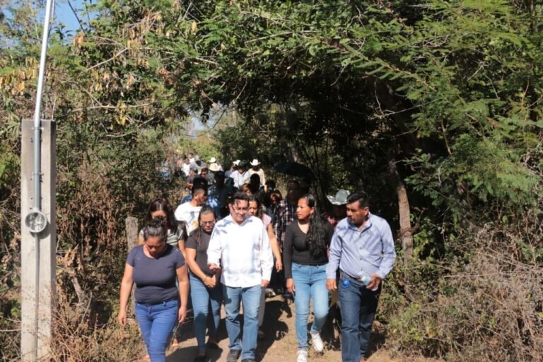 Supervisa e inaugura Pavel Gaspar obras del programa “Por Amor a Puebla” en Jolalpan
