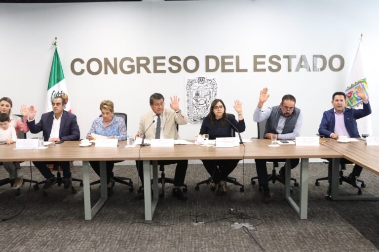 Avala Comisión del Congreso Leyes de Ingresos de 42 municipios para el Ejercicio Fiscal 2026
