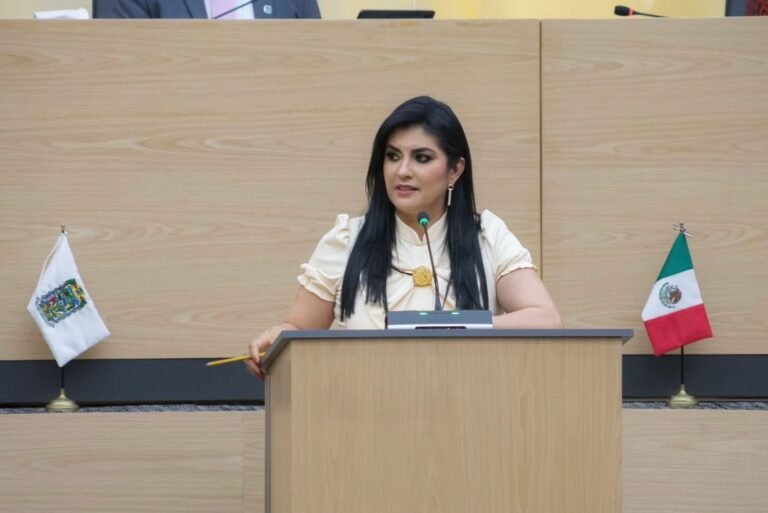 Promueve Delfina Pozos iniciativa para garantizar el acceso al agua&nbsp;