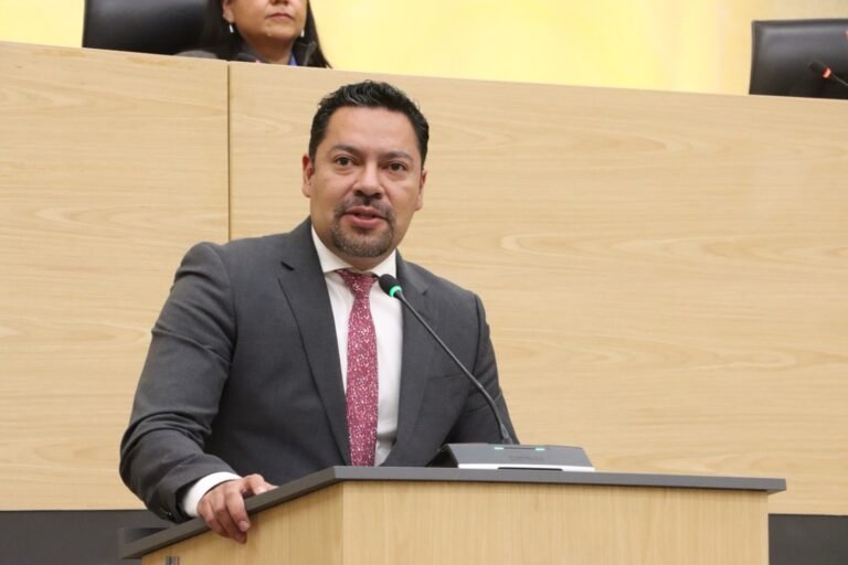 Propone diputado Andrés Villegas agravar sanciones por robo a cuentahabientes tras retiro de efectivo