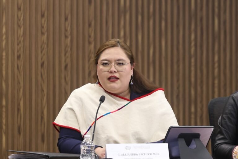 Secretaria de Arte y Cultura comparece en el Congreso; resalta acciones para garantizar el acceso equitativo a la cultura