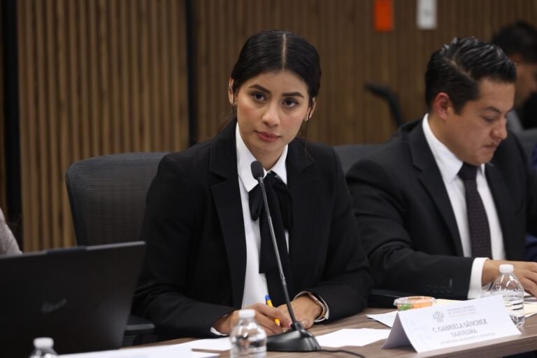 &nbsp;comparecencia del Congreso, secretaria de Deporte y Juventud enfatiza impulso a atletas