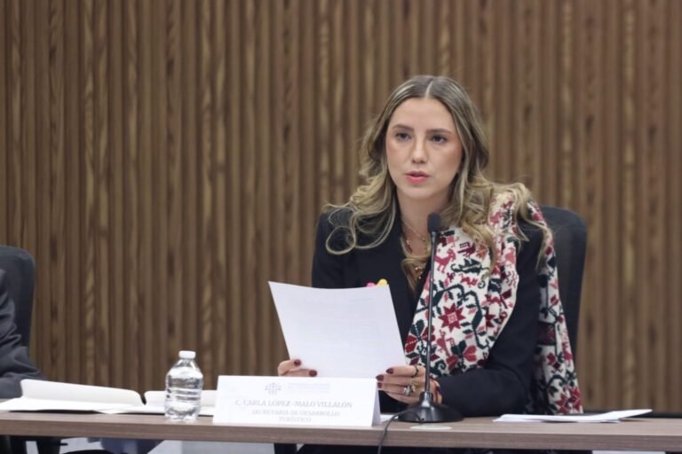 En comparecencia del Congreso, secretaria de Desarrollo Turístico destaca modelo comunitario y crecimiento del sector&nbsp;
