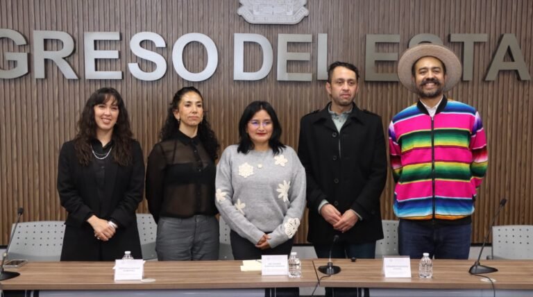 Presentan en el Congreso a la Federación Mexicana de Circo