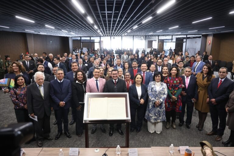 Conmemora Congreso del Estado Aniversario de la Constitución Mexicana