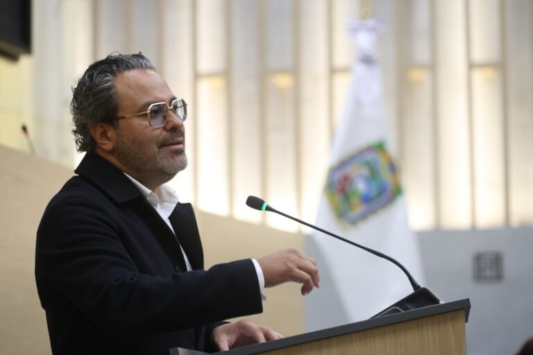 Presenta Roberto Zataráin iniciativa para prevenir, sancionar y erradicar el matrimonio infantil y la cohabitación forzada