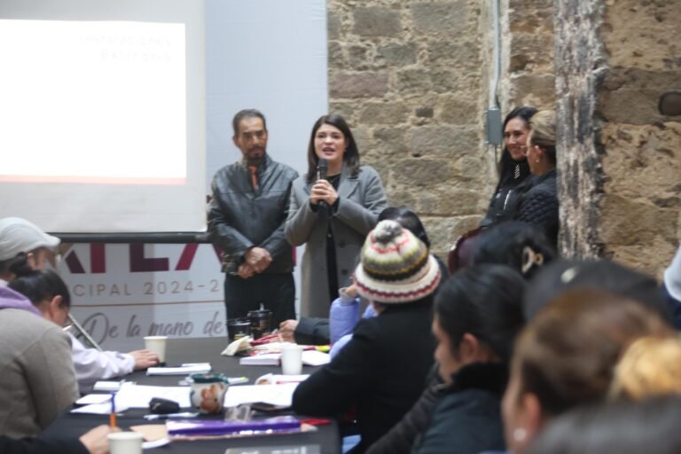 SEDETUR imparte capacitación de Turismo Incluyente en Zacatlán