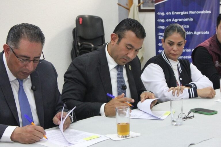 Estudiantes del COBAEP 23 se abren camino hacia la innovación global