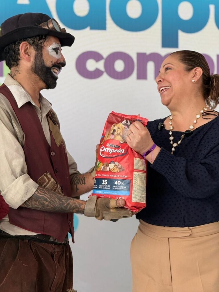 LauraArtemisa impulsa adopción responsable, llama a empatía con seres sintientes