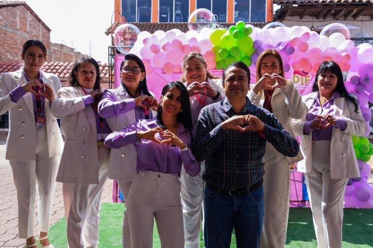 Chignahuapan reúne a 100 mujeres emprendedoras en el Bazar de la Mujer