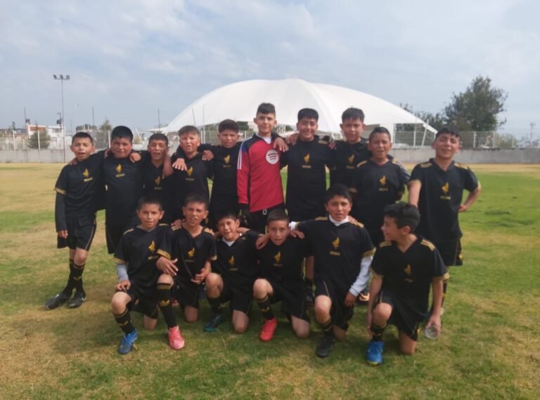 Orgullo de Camotepec, Zacatlán: niños futbolistas entre los 4 mejores del estado