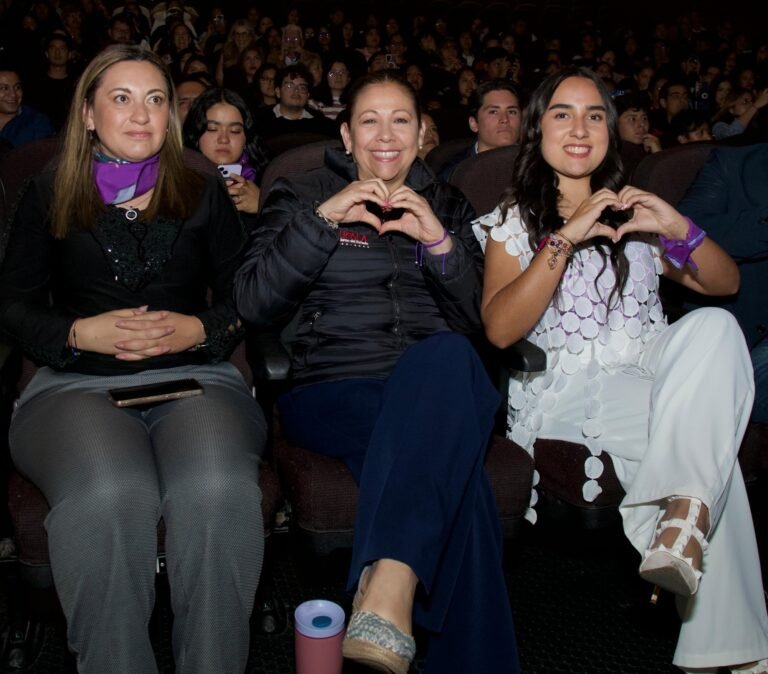 Mujeres jóvenes marcan ritmo de desarrollo en Puebla: Laura Artemisa