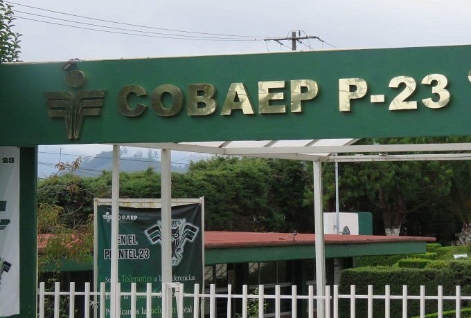 COBAEP Plantel 23 de Zacatlán analiza abrir turno vespertino por alta demanda