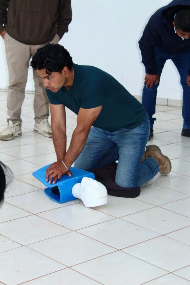 Cruz Roja Zacatlán fortalece la cultura de la prevención con curso de primeros auxilios