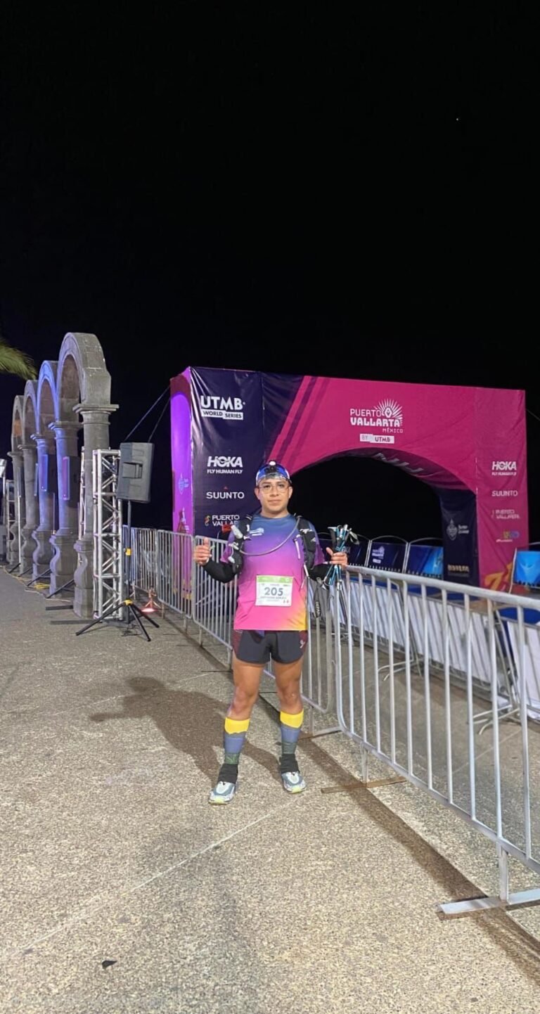 Corredor de #Zacatlán conquista los 81 km en Puerto Vallarta by UTMB México
