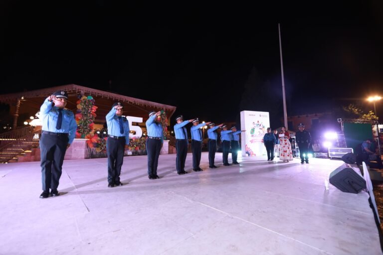 Zacatlán cuenta con Policía Turística; Bety Sánchez les toma protesta