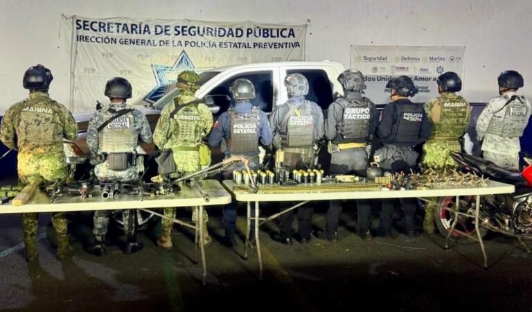 Fuerzas de seguridad logran aseguramiento de armamento de alto calibre en Puebla
