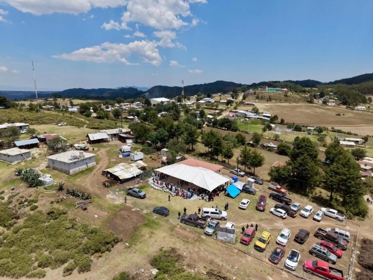 Ayuntamiento de Chignahuapan fortalece estructura educativa en Jonuco Pedernales