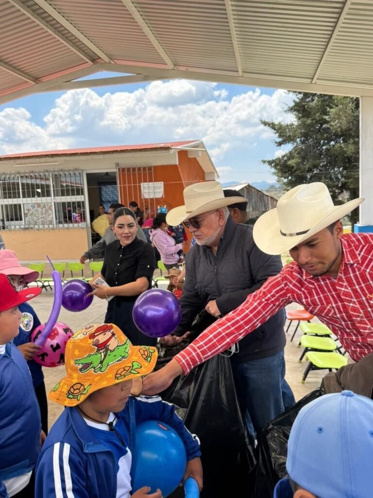 Gobierno de Chignahuapan rompe recorre comunidades olvidadas para cumplir compromisos
