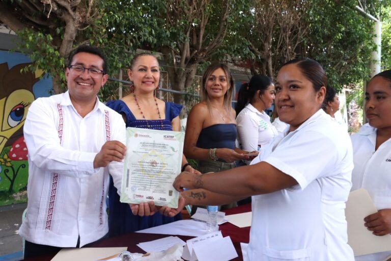 Reafirma diputado Pável Gaspar compromiso con mujeres y juventudes de la Mixteca