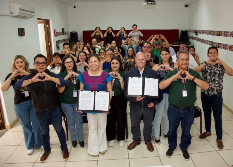 Laura Artemisa impulsa oportunidades de desarrollo personal con convenio ICATEP