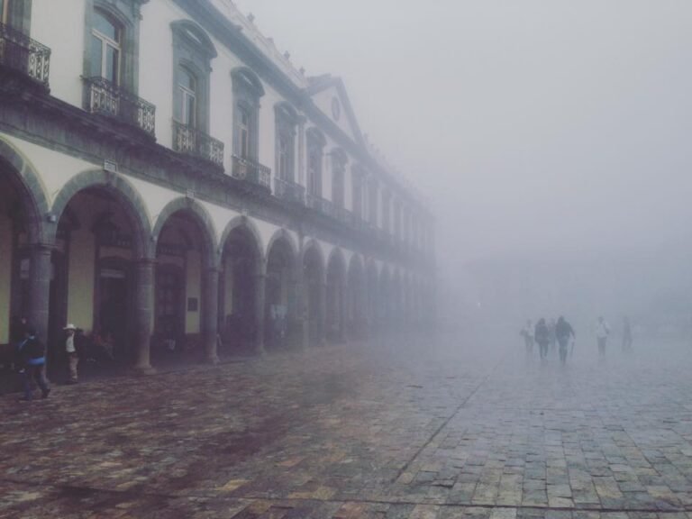 Frente Frío 43 traerá lluvias y viento a la Sierra Norte de Puebla