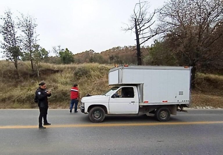 En Zacatlán, recupera Policía Estatal camioneta robada