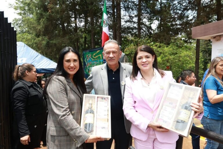 Bety Sánchez dignifica y ordena accesos a ecoparques turísticos