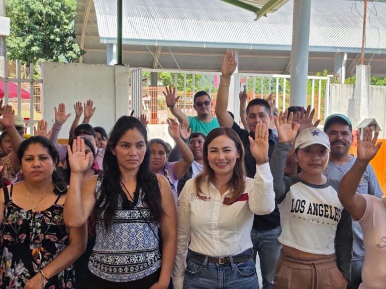 Oliva Lecona encabeza asamblea de Obra Comunitaria en Zempoala, Chiconcuautla