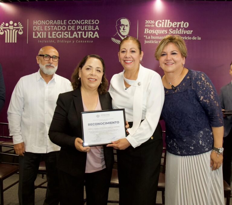 Maestros y maestras, pilares de transformación educativa y social en Puebla: Laura Artemisa-
