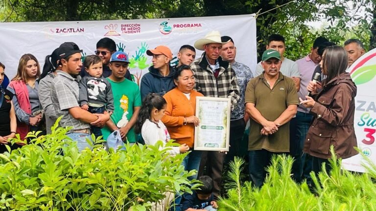 Agenda Zacatlán Sustentable: Ayuntamiento encabeza reforestación en Metepec