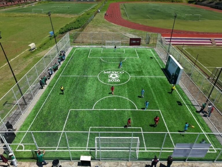 Gobierno Federal y Ayuntamiento de Zacatlán inauguran cancha de fut5