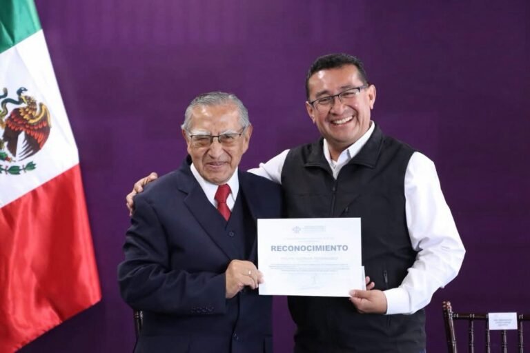 Presentan diplomado para guías de turismo locales “Entre Esferas y Manzanas Chignahuapan–Zacatlán”, que impulsa la profesionalización del sector turístico