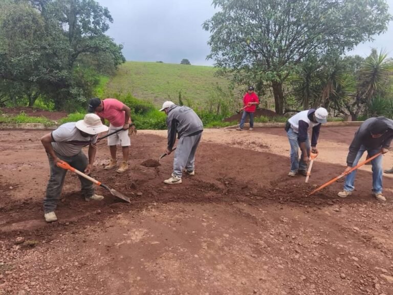 Ayuntamiento de Zacatlán refuerza limpieza tras lluvias