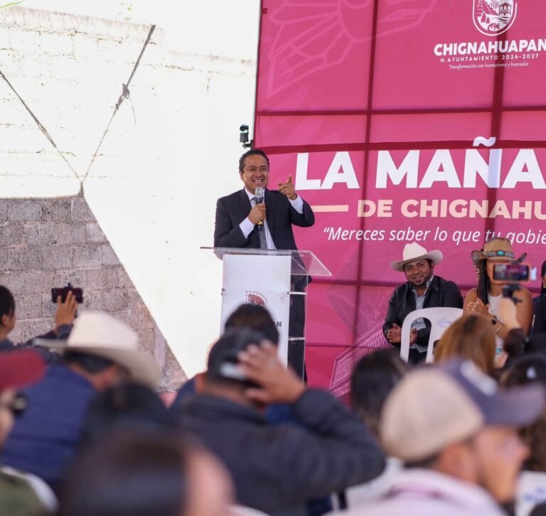 Juan Rivera Trejo entrega pavimentación en Ciénega Larga