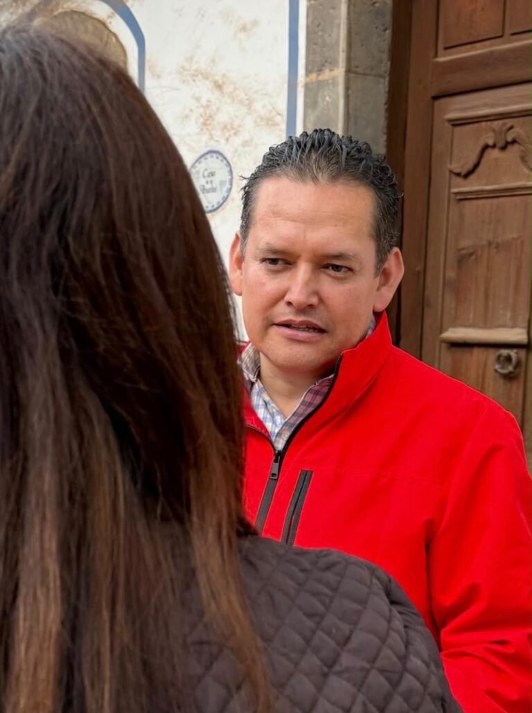 Recorre Eybar Márquez colonias y juntas auxiliares de Zacatlán; impulsa la participación ciudadana