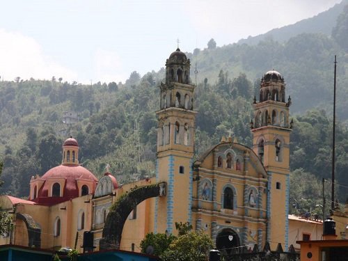 Tragedia en Ahuacatlán: joven fallece durante preparativos de danza de voladores