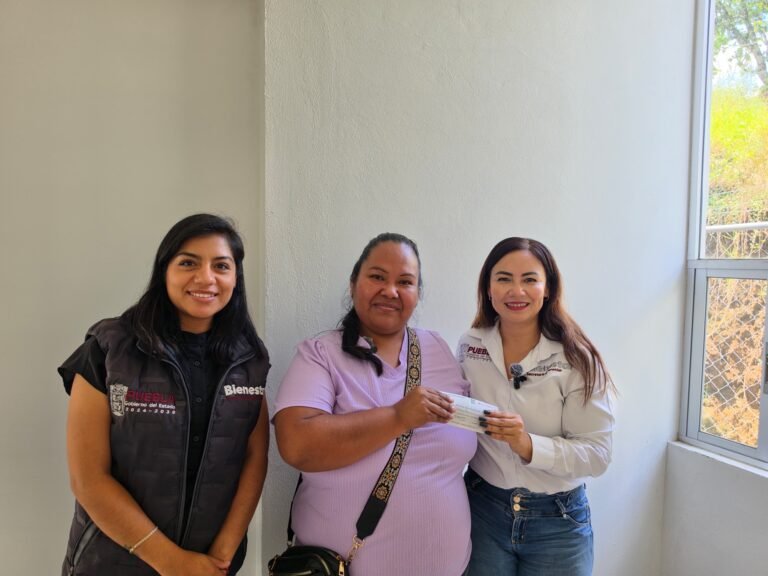 Oliva Lecona entrega apoyos para fortalecer Casas de Salud en la Microrregión 02 de Huauchinango